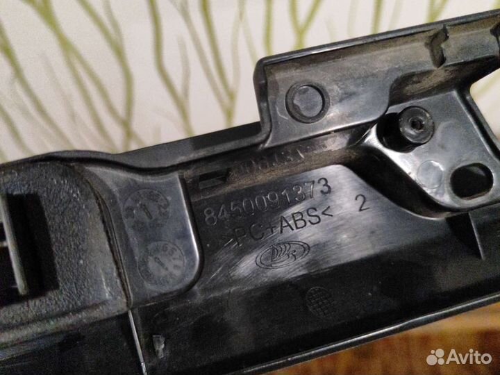 Накладка левой двери задка LADA Largus