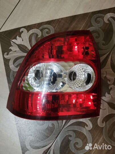 Фара задняя левая priora