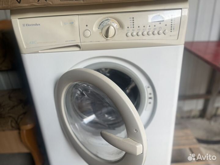 Стиральная машинка electrolux