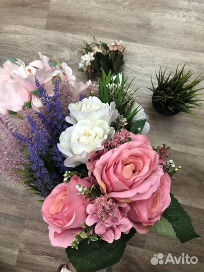 Продам цветы искусственные