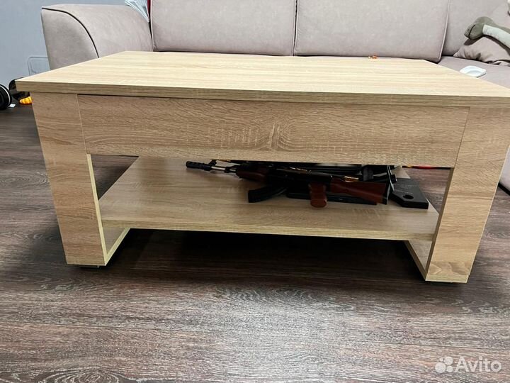 Журнальный столик