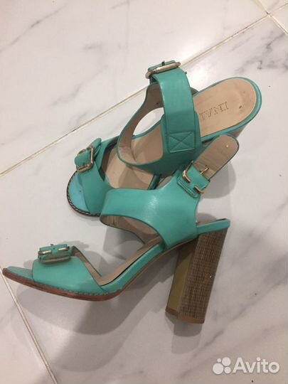 Босоножки женские 37 размер