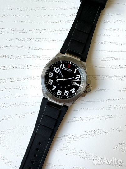 Наручные часы Victorinox Swiss Army Active Convoy