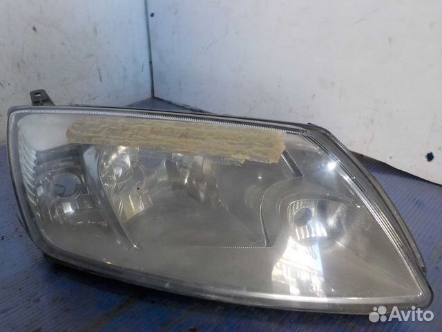 Фара передняя правая LADA Granta