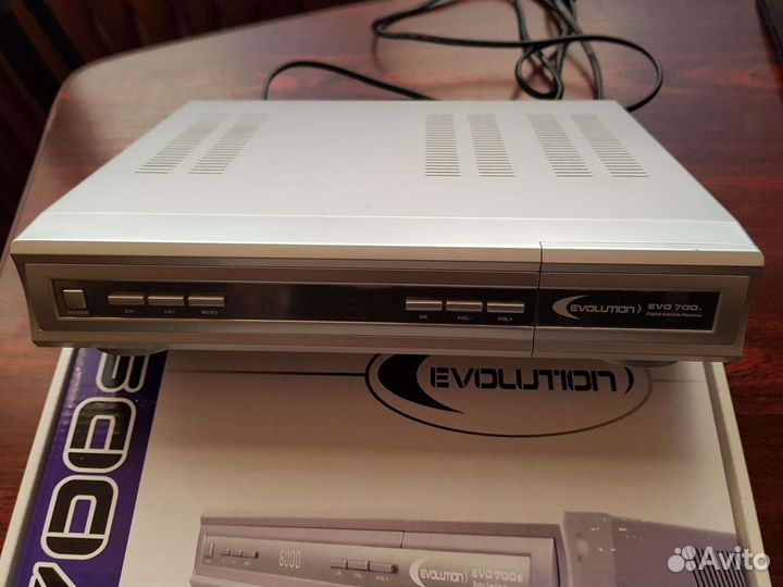 Evolution 700S - цифровой спутниковый ресивер