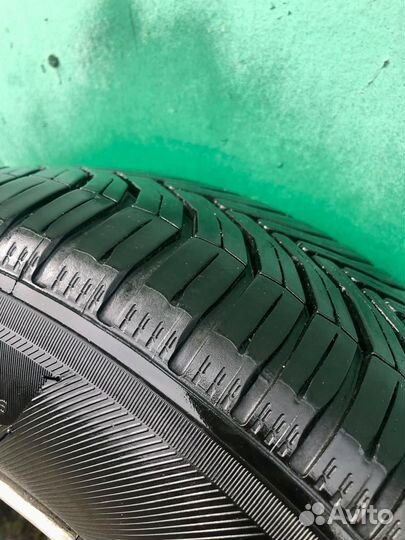 Шыны Michelin CrossClimate SUV 215 65 16 на дисках