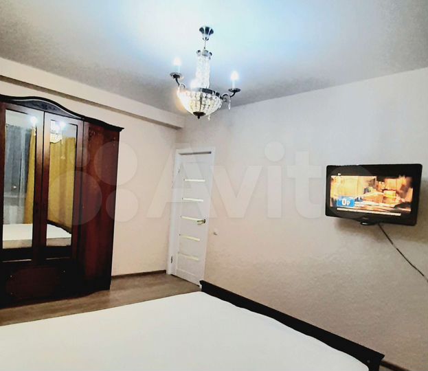 1-к. квартира, 42 м², 13/15 эт.