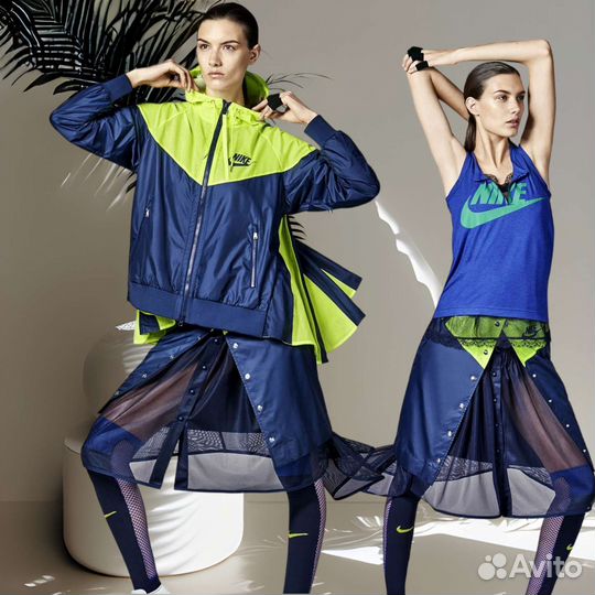 Nike X sacai Windrunner Button Front Skirt. ориг