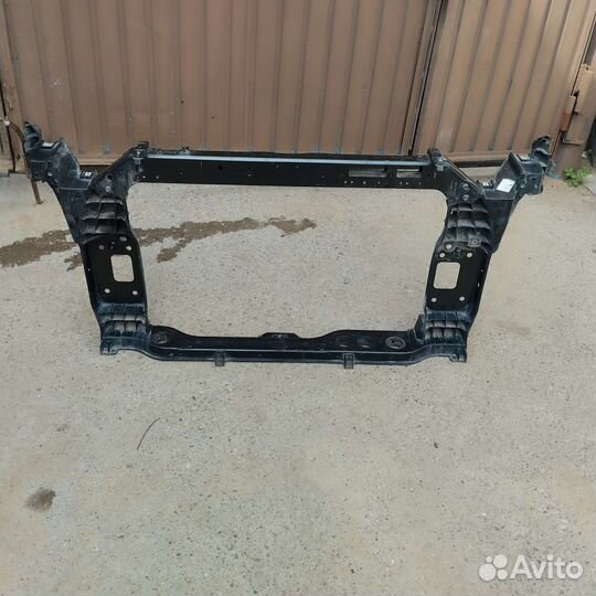 Kia Sportage 4 рамка радиатора (телевизор)