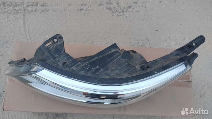 Фара левая Kia Rio 3 оригинал