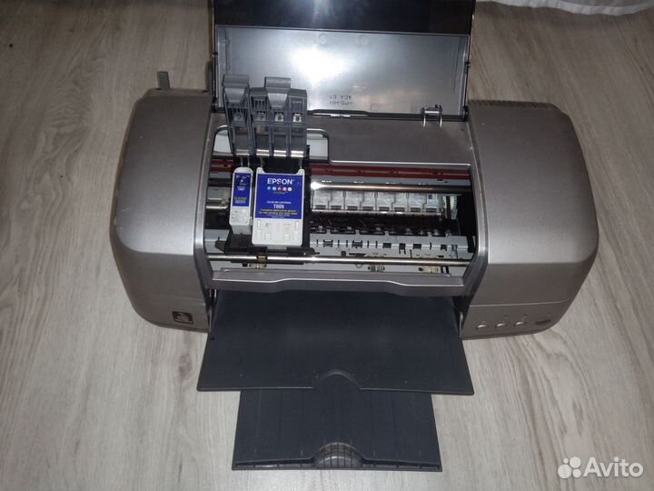 Принтер струйный цветной Epson 900