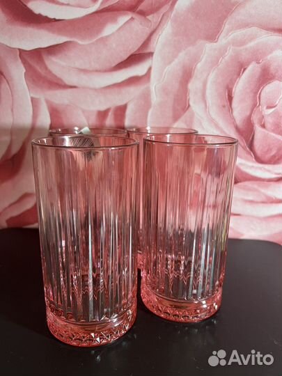 Набор стаканов 4 штуки розовые