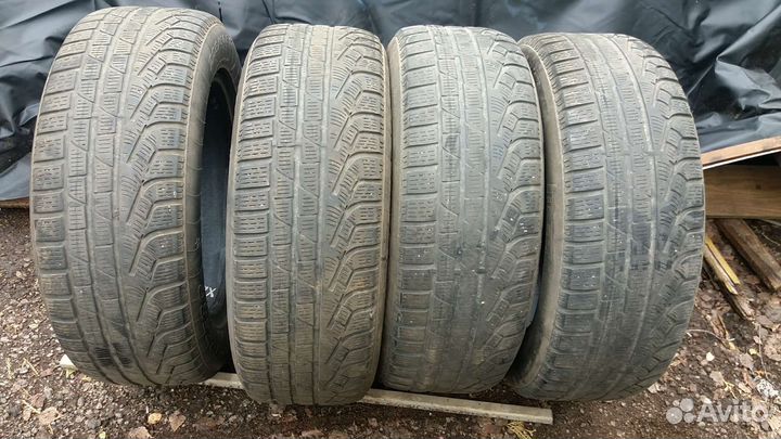 Pirelli Winter Sottozero 210 Serie II 225/60 R17