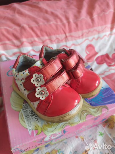 Обувь на девочку 19 размер