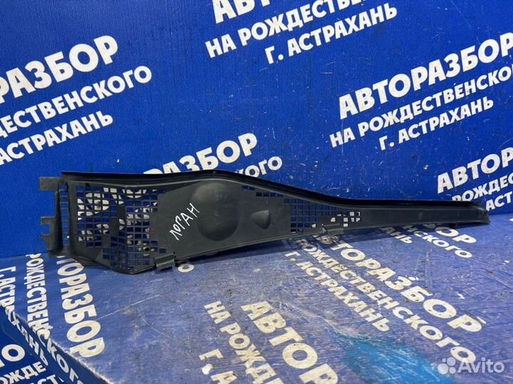 Жабо Renault Logan 1 седан 2008