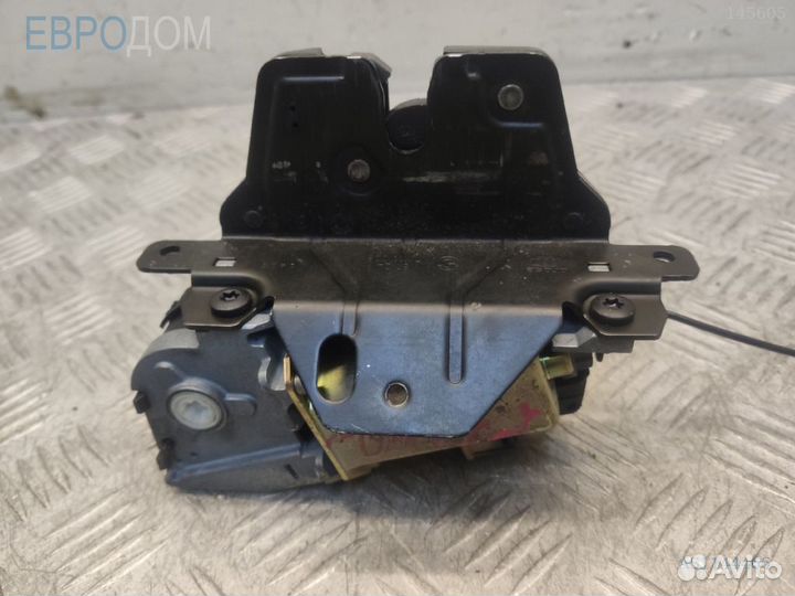 Замок багажника верхний на BMW E53 s1144466