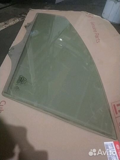 Стекло передней левой двери Kia Ceed jd