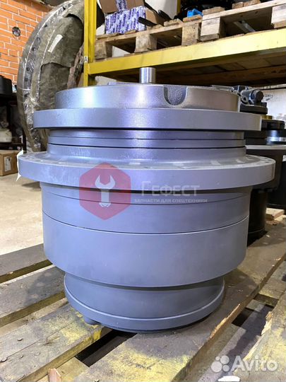 Бортовой редуктор хода 404-00100