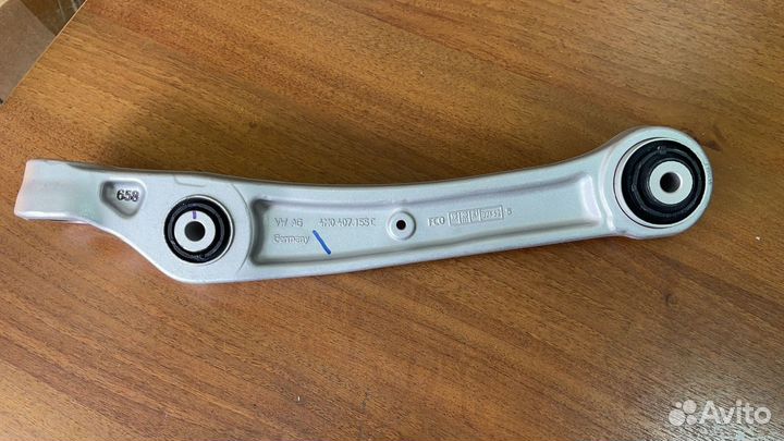 Рычаг передний левый Audi Q7 4M0407151L