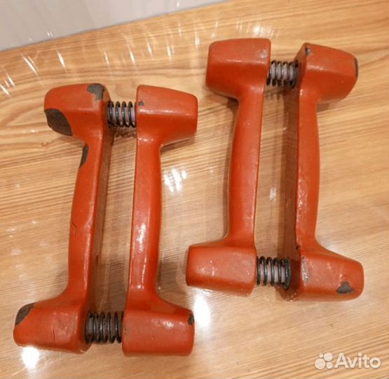 Эспандер пружинный по 2 кг