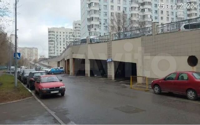 Машиноместо, 16 м²