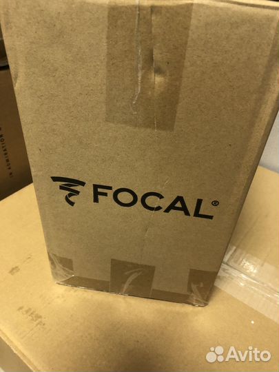 Focal aria 936 noyer Новая в наличии