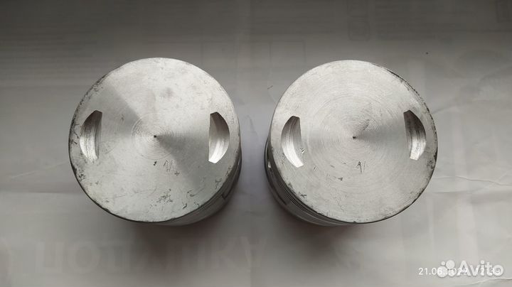 Комплектующие на мотоцикл Урал