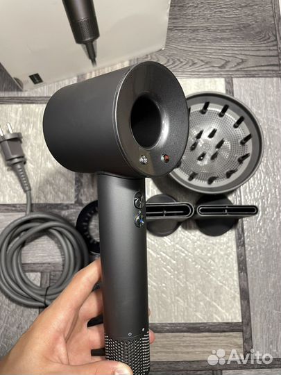 Фен dyson supersonic hd08 и расческа 2 в 1