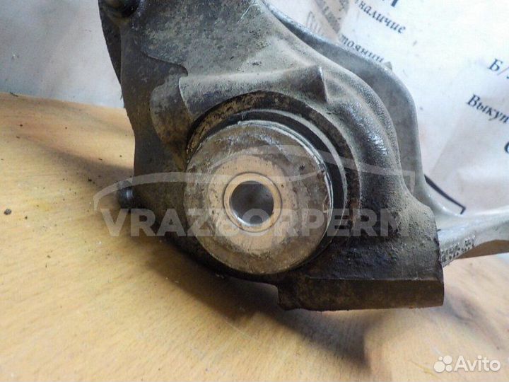 Кулак поворотный задний левый Audi Q5 8R 2011-2018