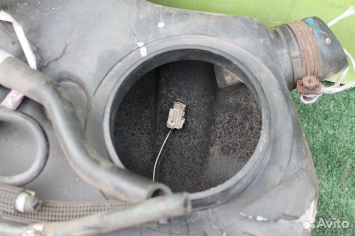 Бензобак nissan QNG10,FNB14,FNN15,HNN15,rfnb14, rh