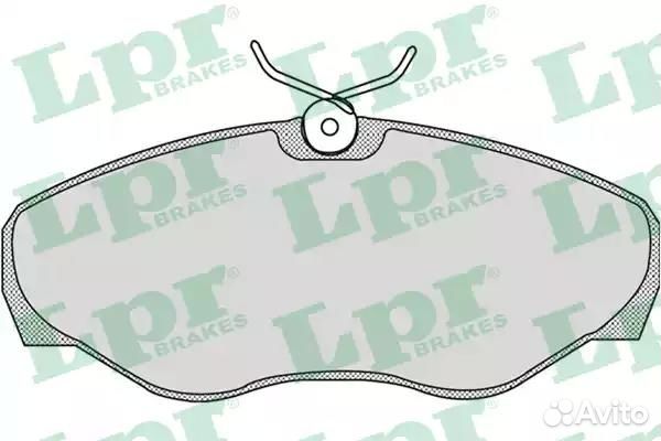 05P869 Колодки тормозные дисковые