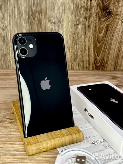 iPhone 11, 64 ГБ