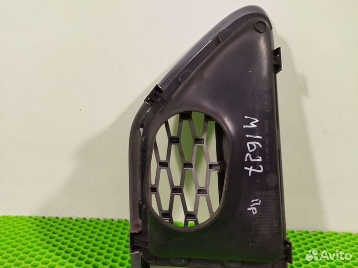 Накладка крыла правая Land Rover Range Rover Sport