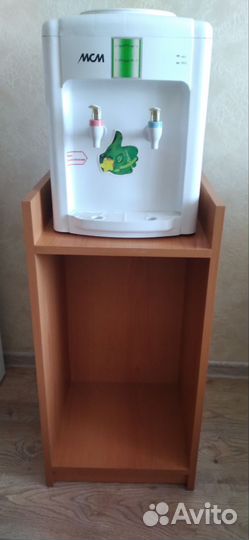 Кулер для воды с тумбой
