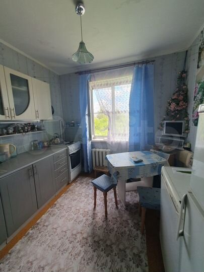 2-к. квартира, 49 м², 5/5 эт.