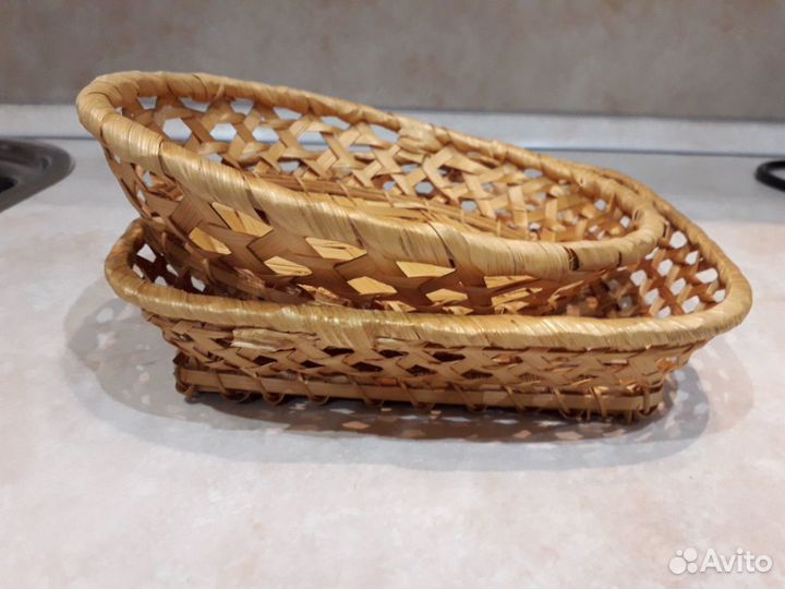 Корзинка плетеная