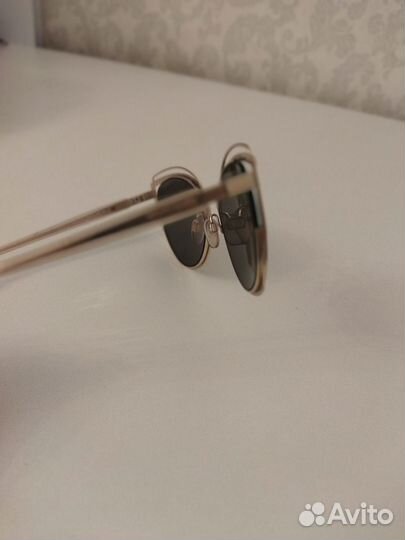 Солнцезащитные очки женские