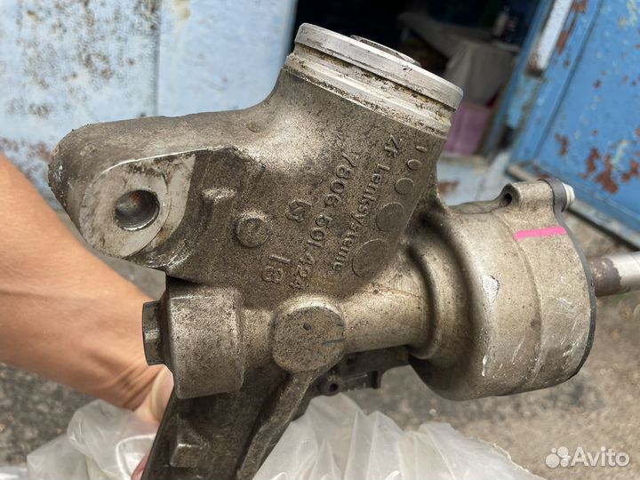 Рулевая рейка на mercedes мл 166