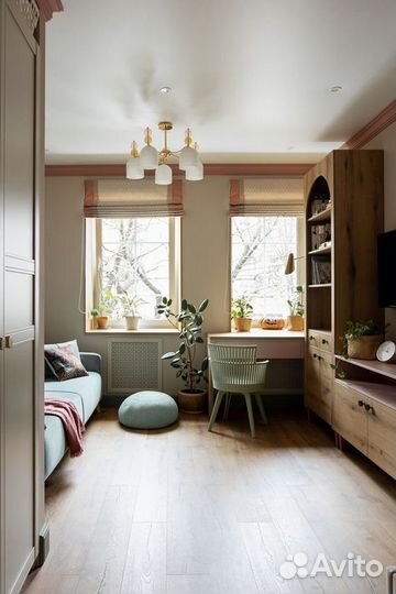 Рабочая зона вдоль окна