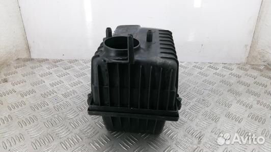 Корпус воздушного фильтра citroen xantia 2 (8SE03N