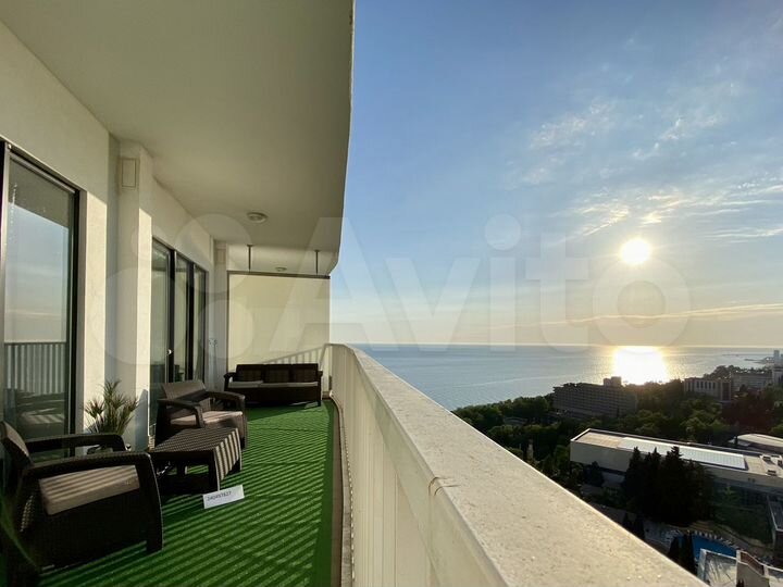 3-к. квартира, 105 м², 16/30 эт.