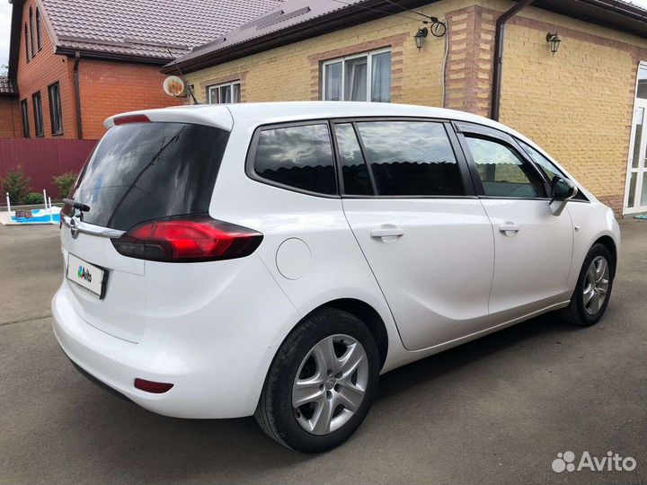 Opel Zafira 1.8 МТ, 2012, 335 000 км