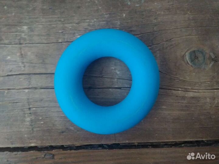 Эспандер 10кг продам