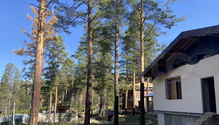 Дом 240 м² на участке 17 сот.