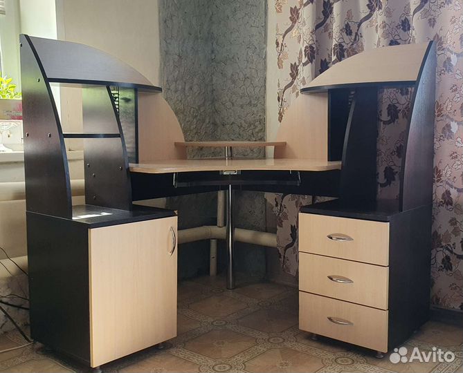 Компьютерный столик бу