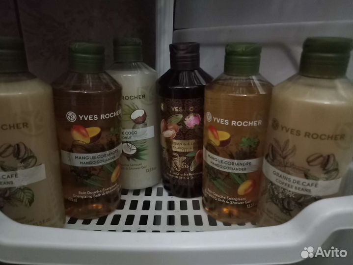 Набор гелей для душа и шампунь от ивроше