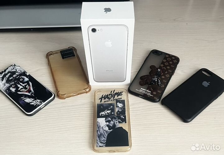 Чехлы на iPhone7