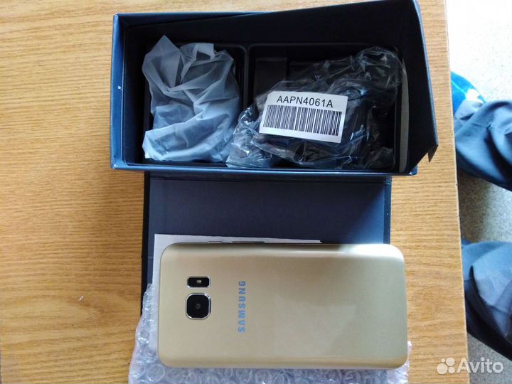 Планшет, телефон