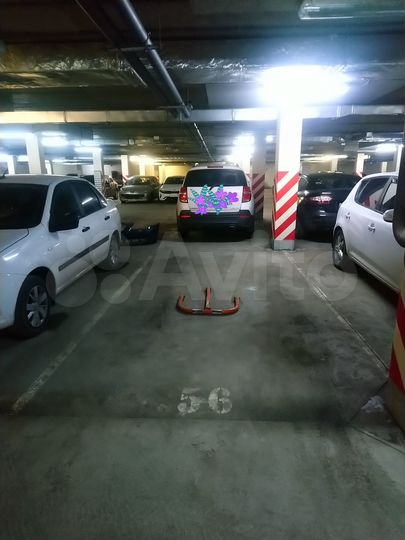 Машиноместо, 24 м²