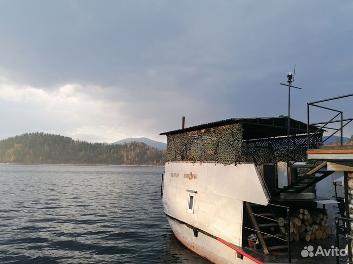 Баржа Гимс, плавдача